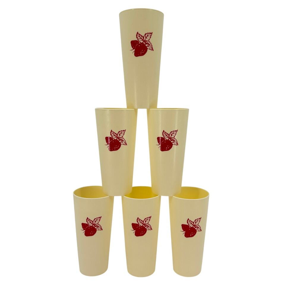 Set of 6 Vintage Nasco White Red Embossed Strawberries Plastic Tumblers Cups NOS